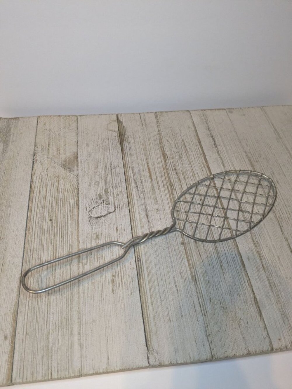 Vintage Chicken Wire Blending Whisk Blender Whipper Strainer 10 1/2"
